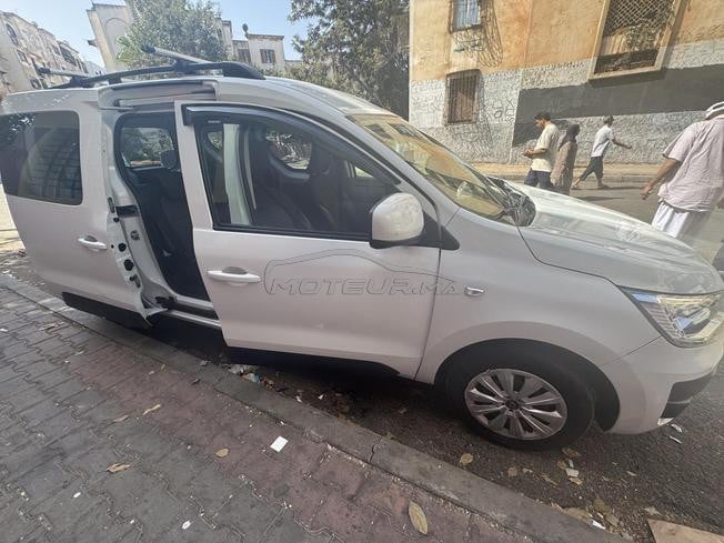 التشارك  سيارة جديدة 0661782701