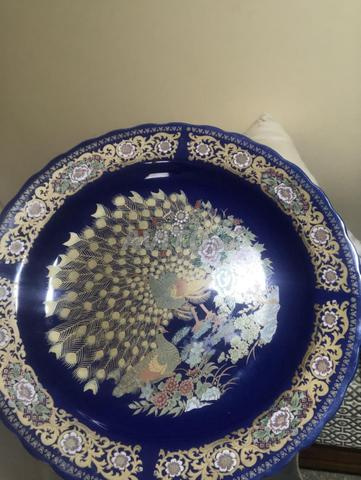 Deux assiettes en porcelaine authentique - 2