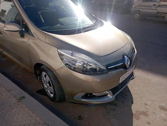 Voiture Renault Scenic 