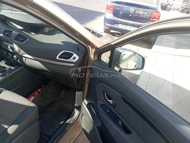 Voiture Renault Scenic 