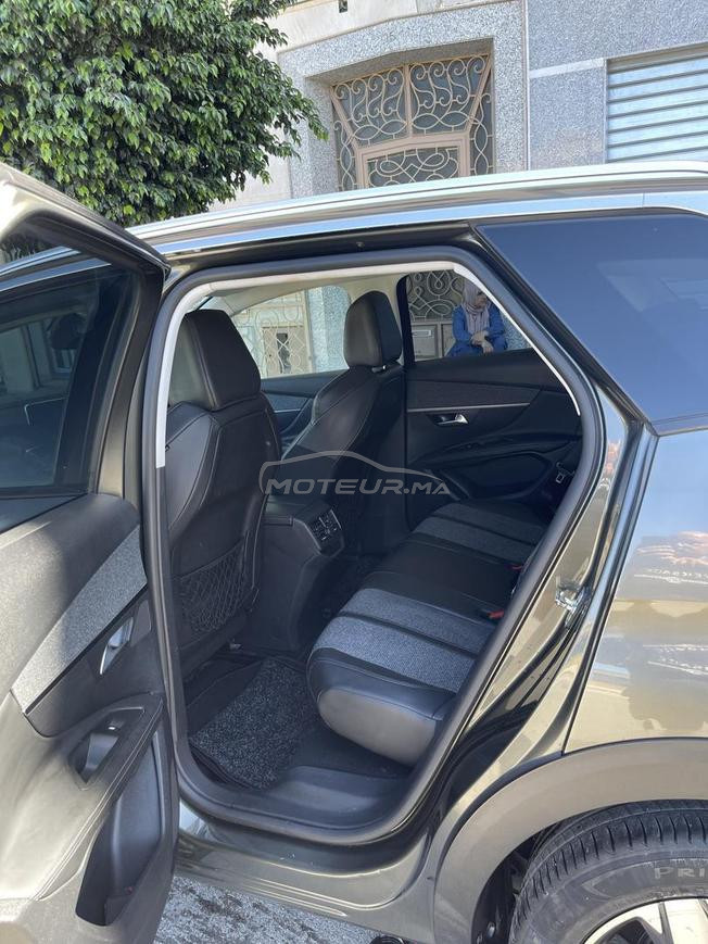 Peugeot 3008 très bien voiture 