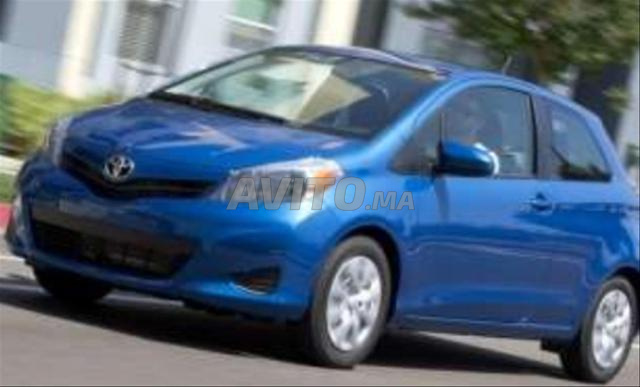 Toyota Yaris Essence manuelle à vendre - 2