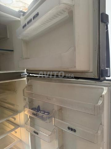 Réfrigérateur Inox en bon état - Grand modèle - 2