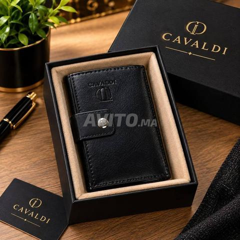 محفظة رجالية فاخرة من ماركة CAVALDI - 2