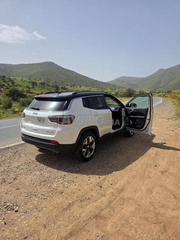 Jeep Compass 2018 excellent état - 2