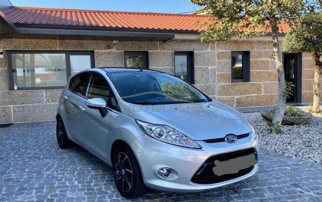 Ford fiesta en bonne état 