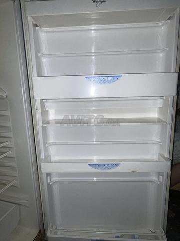 Réfrigérateur en bon état, fonctionne bien et refroidit très bien. - 2