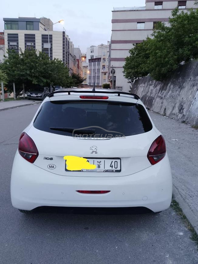 Peugeot 208 Diesel Manuelle 2019 à Tanger