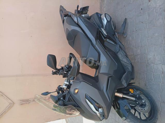 Honda adv 350 - 2