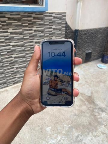 iPhone XR - 2