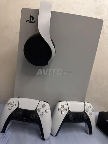 PS5 standard 800gb, 2 manettes, casque Pulse 3D - 2