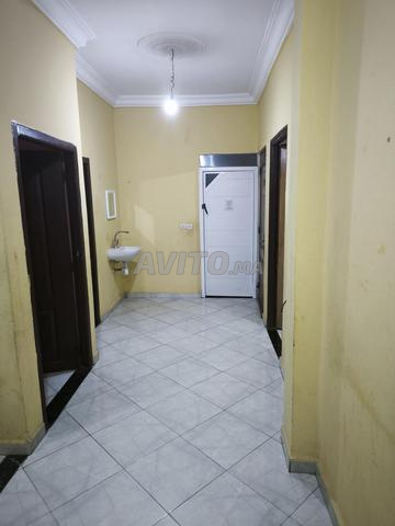 Location appartement dans une maison pour bureaux et administrations - 2