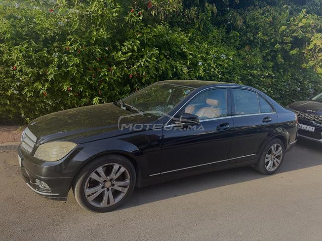Mercedes-Benz C350 – bon état