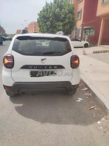 Dacia Duster Diesel Manuelle fin 2021 à Marrakech - 2