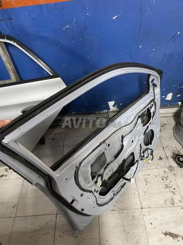 باب أمامي أيسر — هيونداي i20 - 2