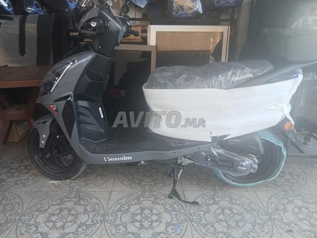 Scooter Hensim neuf à vendre - 2