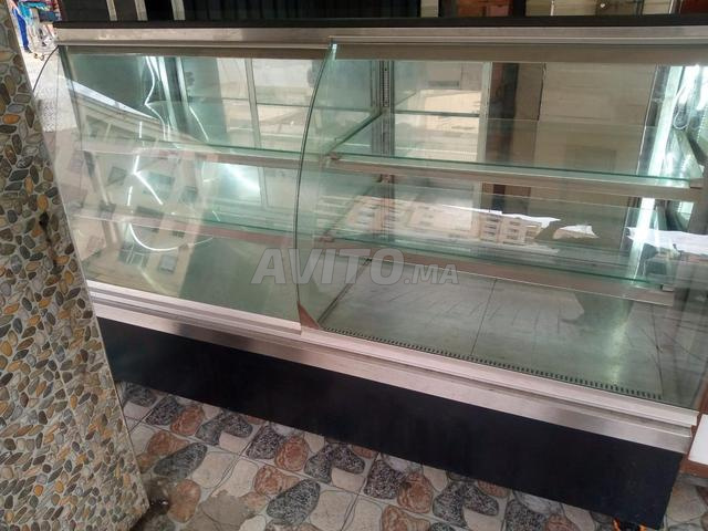 Vitrine réfrigérée professionnelle 2 mètres à vendre