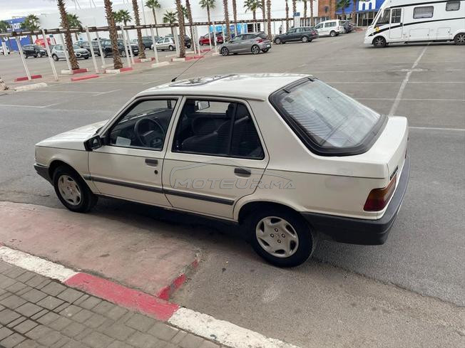 سيارة بيجو 309