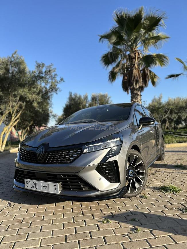 Renault Clio Diesel Manuelle 2024 à Casablanca