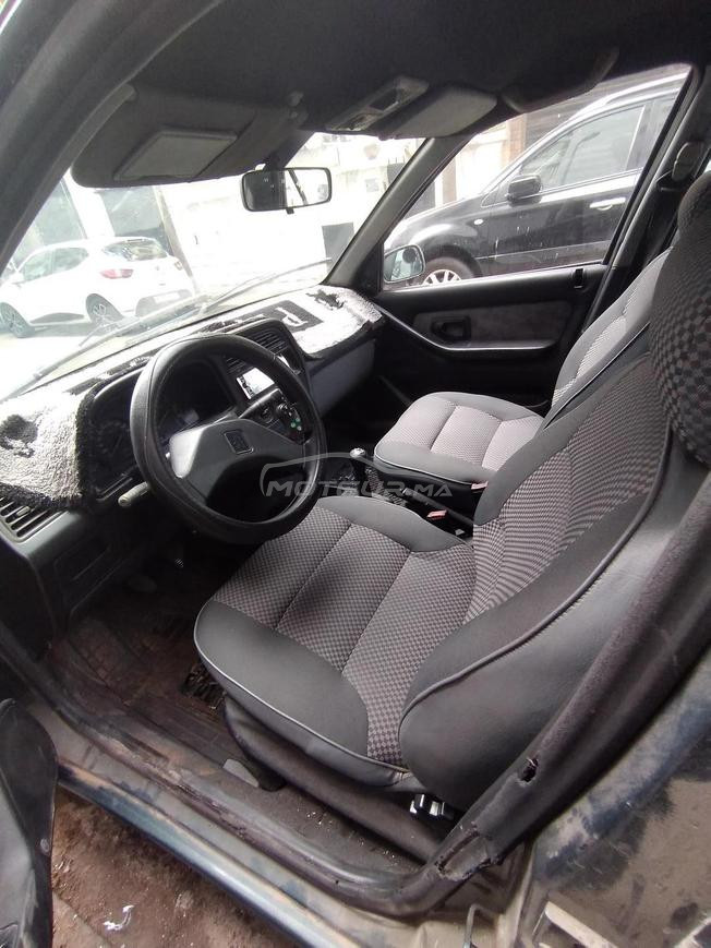Salam je voiture Peugeot 306