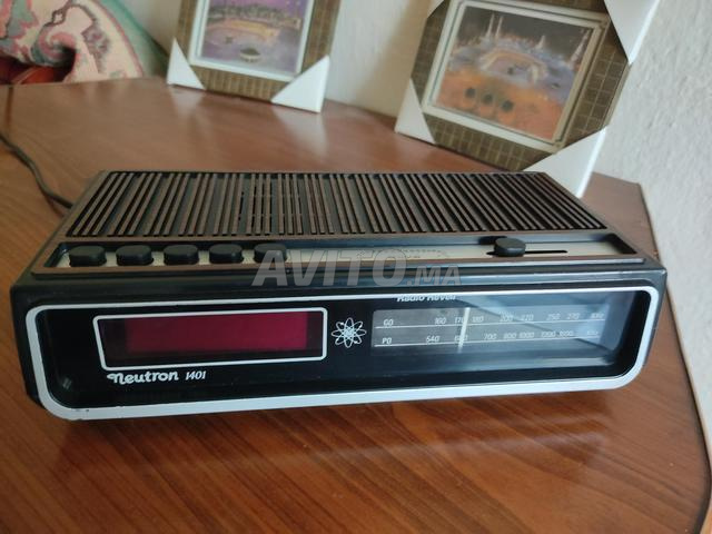 Radio-réveil vintage Neutron 1401 - 2