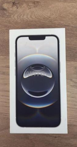 iPhone 16 neuf - 2