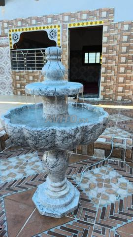 نافورة مركزية لحوض سباحة من رخام زيان - 2