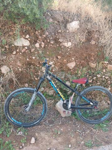 Vélo de descente - 2