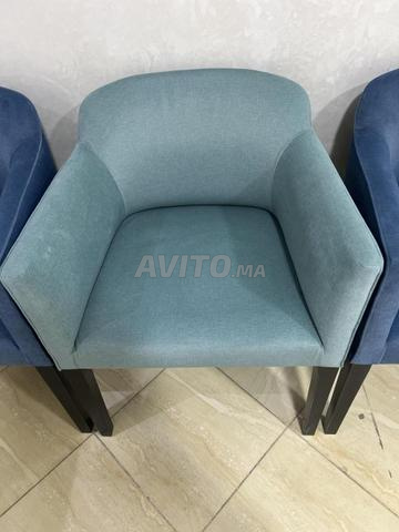 Je mets en vente 8 chaises - 2