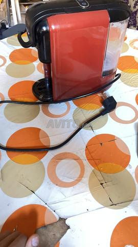 آلة قهوة نظام 5 في 1 حمراء - 2