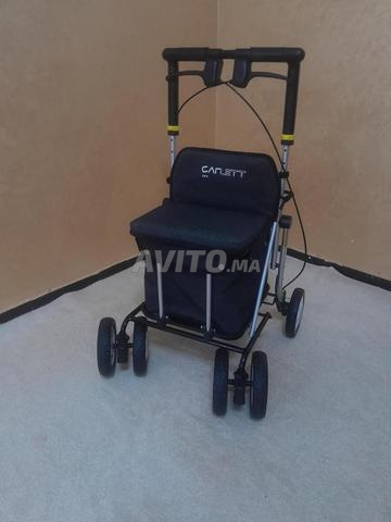Déambulateur en aluminium pour personnes âgées avec sac de courses - 2