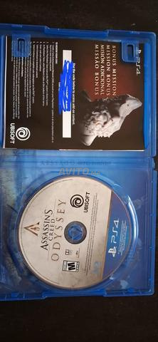 CD PS4 chaque CD coûte 120dh - 2