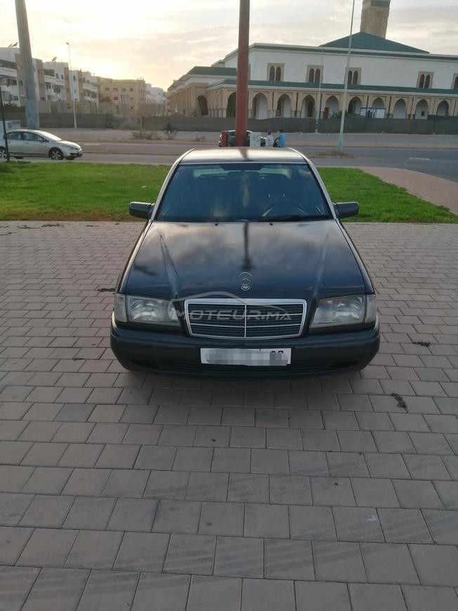 Mercedes-Benz class c220 