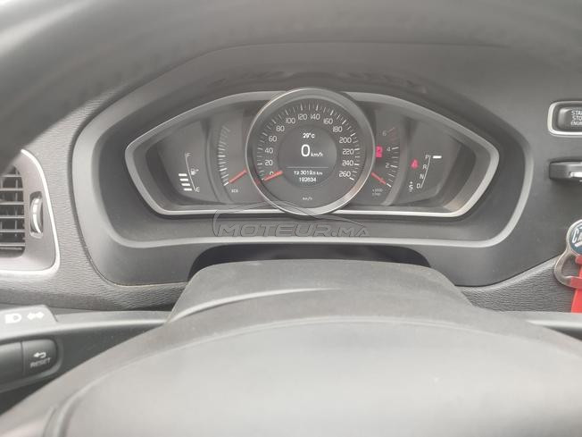Volvo v40 en très bonne état 