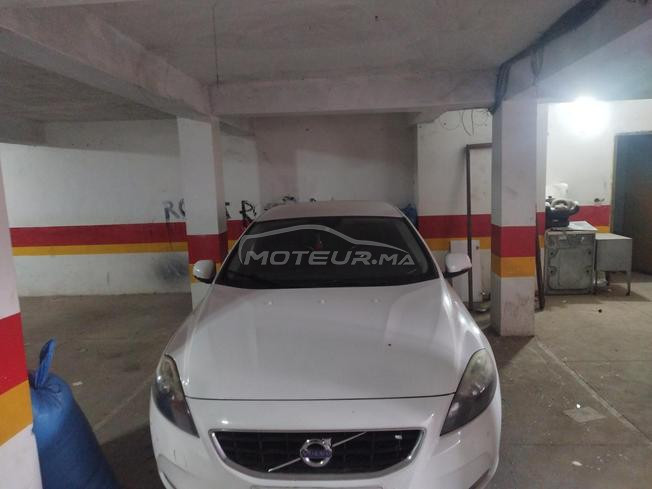 Volvo v40 en très bonne état 