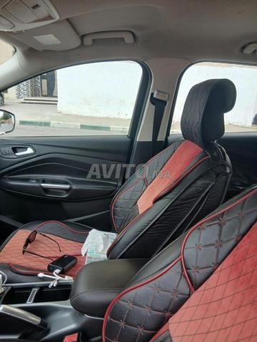 Ford Kuga - 2
