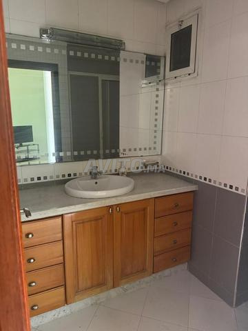 Appartement à louer 130 m² à Rabat - 2