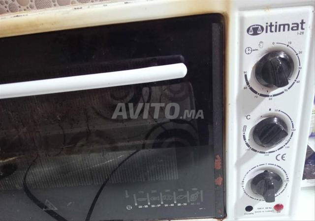 فرن كهربائي بحالة جيدة مع صينيتين - 2