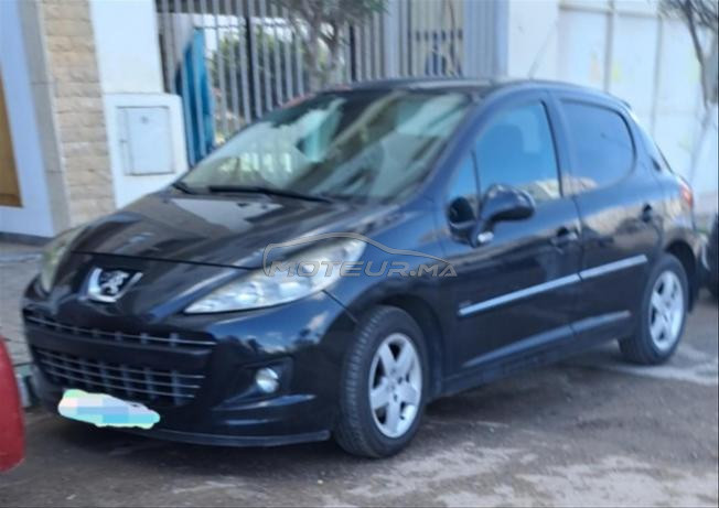 Peugeot 207 Diesel Manuelle 2011 à Bouskoura