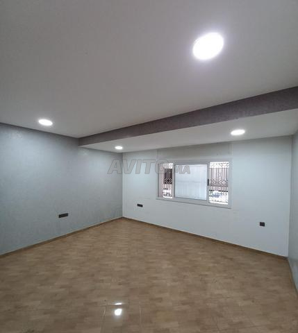 Local professionnel 160 m²–Av.Al Qods, 2 façades - 2
