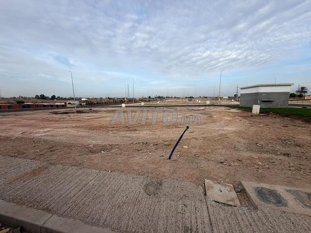 TERRAIN A VENDRE R+3 et 7 garages à Mediouna - 2