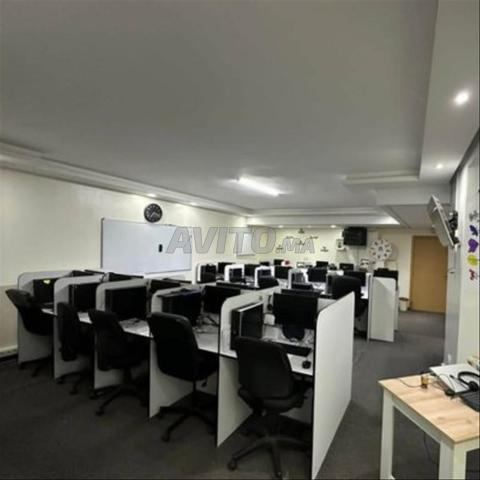 Bureaux d'entreprises, lieux, fabrication sur mesure - 2