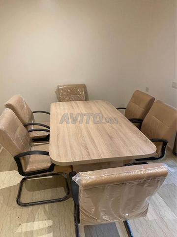 TABLES DE RÉUNION Moderne • Élégante - 2
