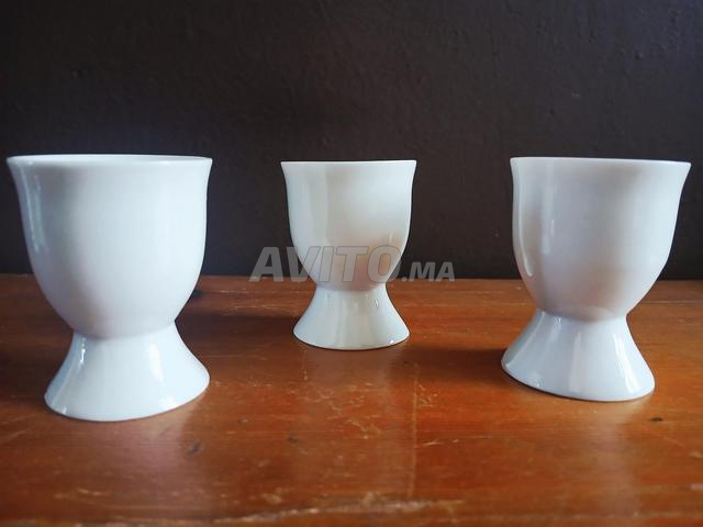 Lot de 3 coquetiers vintage en porcelaine blanche - 2
