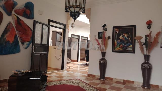 منزل حديث مرخص للبيع - 140 م²