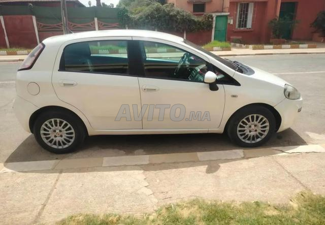 Fiat Punto Diesel Manuelle 2014 à Fès