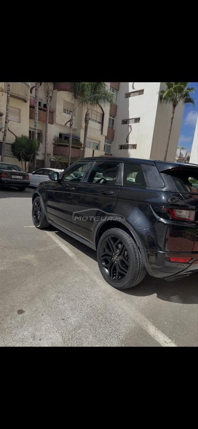 Range Rover évoque dynamique plus R