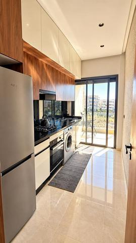 شقة للإيجار في سكن بيتش لاند - 2