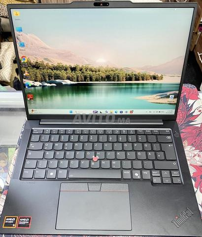 Lenovo ThinkPad E14 GEN 7 Ryzen 5 220 W Radeon