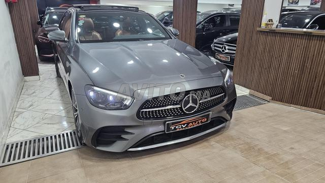 Mercedes-Benz Classe E 220d pack amg